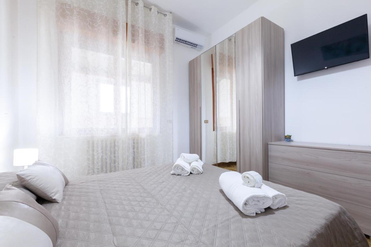 Lupomonaco Rooms Veglie Exterior photo